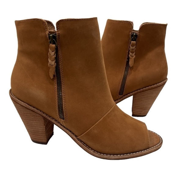 Corso Como Women's Tameka Peep Toe Bootie size 9.5 M - Picture 3 of 13